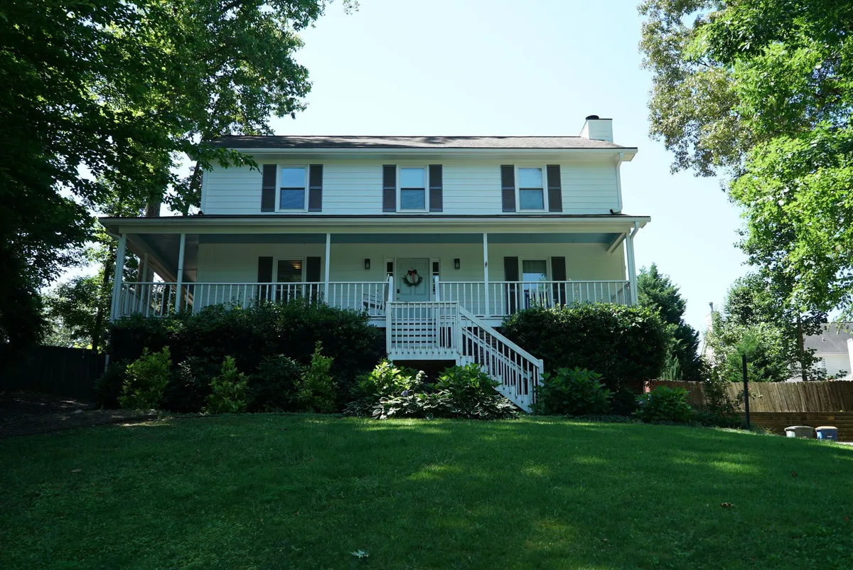 Siding, Exterior Painting & Porch Restoration in Kennesaw, GA