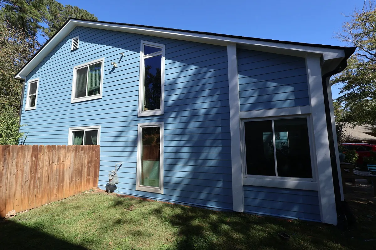 After: the same side in sky blue.